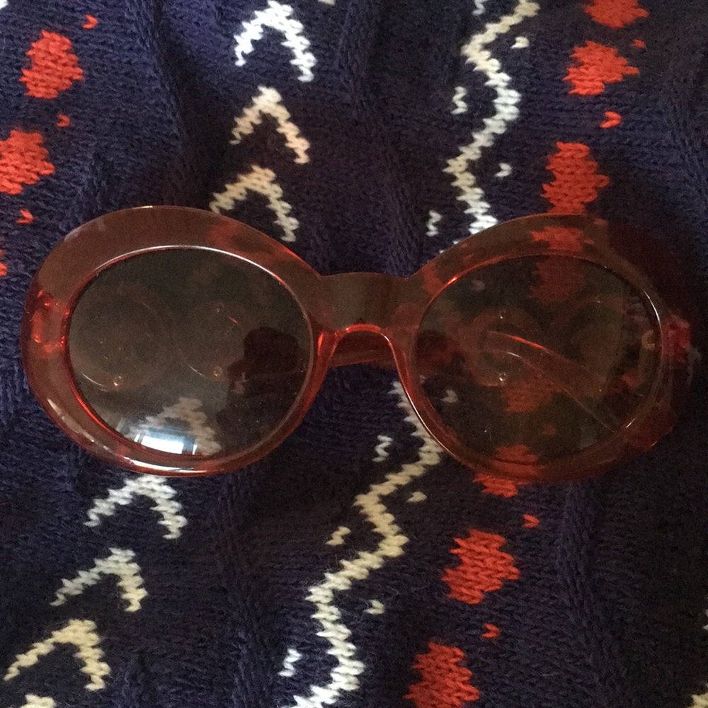 RED MEDUSA VERSACE GLASSES